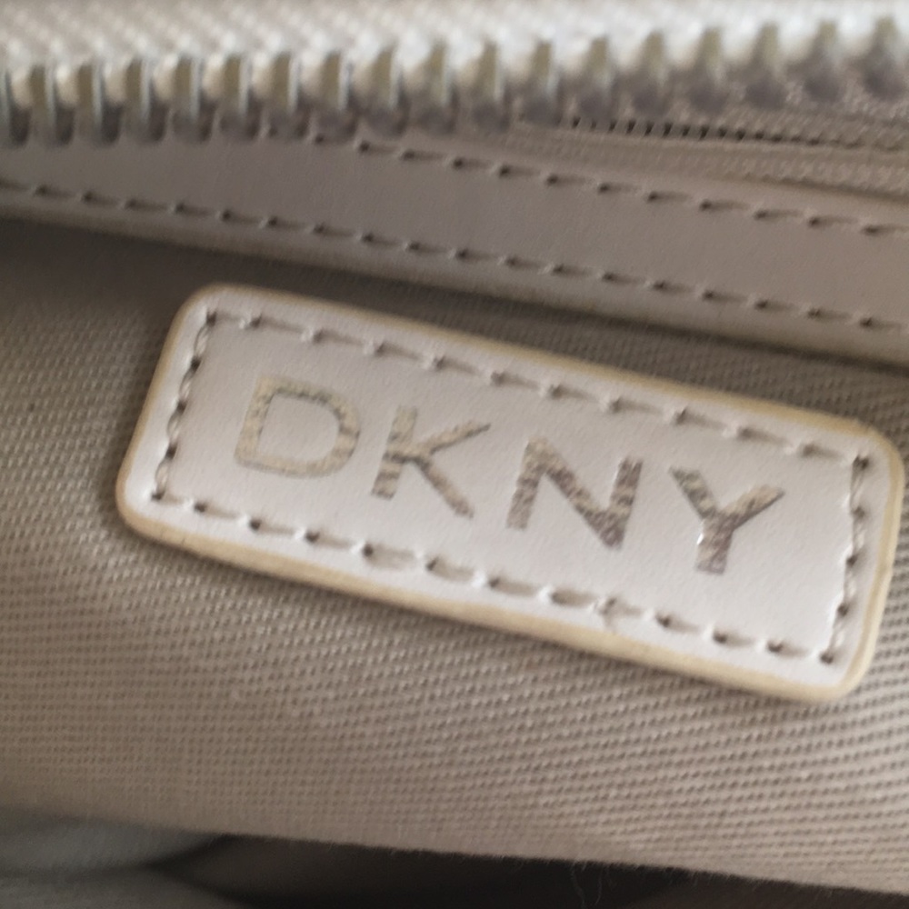 Donna Karen NY purse - Picture 2 of 2